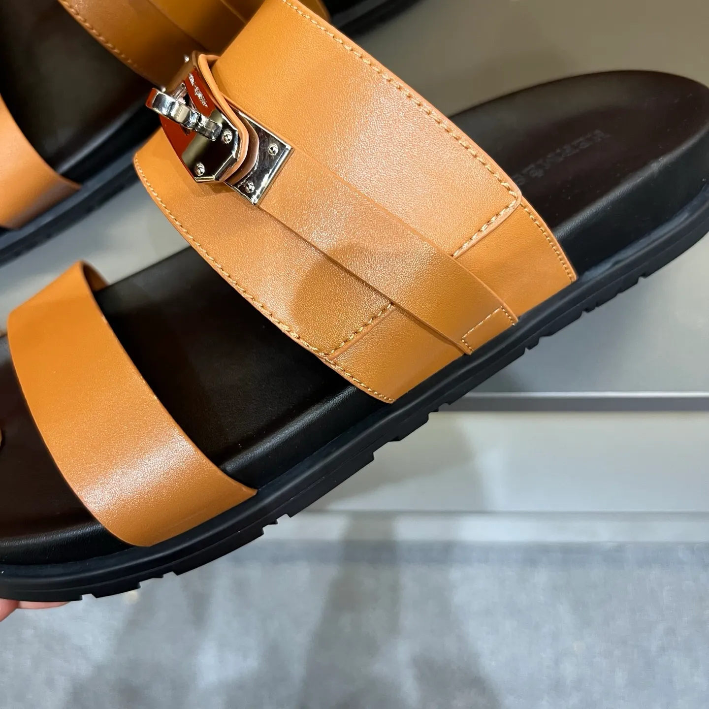 Men's shoes 💰300, size 38-45, the new 2014 summer Hermes shoes are the same as the original ones, handmade by masters! ❥High-end customization, exclusive products, the highest version in the industry⚠❥Using: Hermers upper: (pursuing top walking comfort) ✨Top quality on sale━━━━Hermes━━━━━